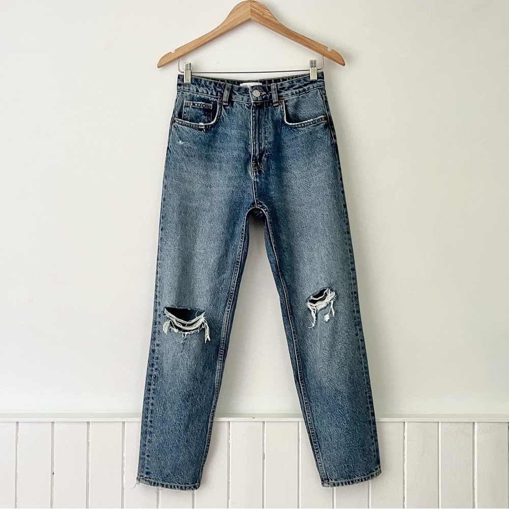 Zara Distressed High Waisted Straight Leg Jeans Size 4